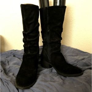 WOMENS black boots suede texture size 6 regular